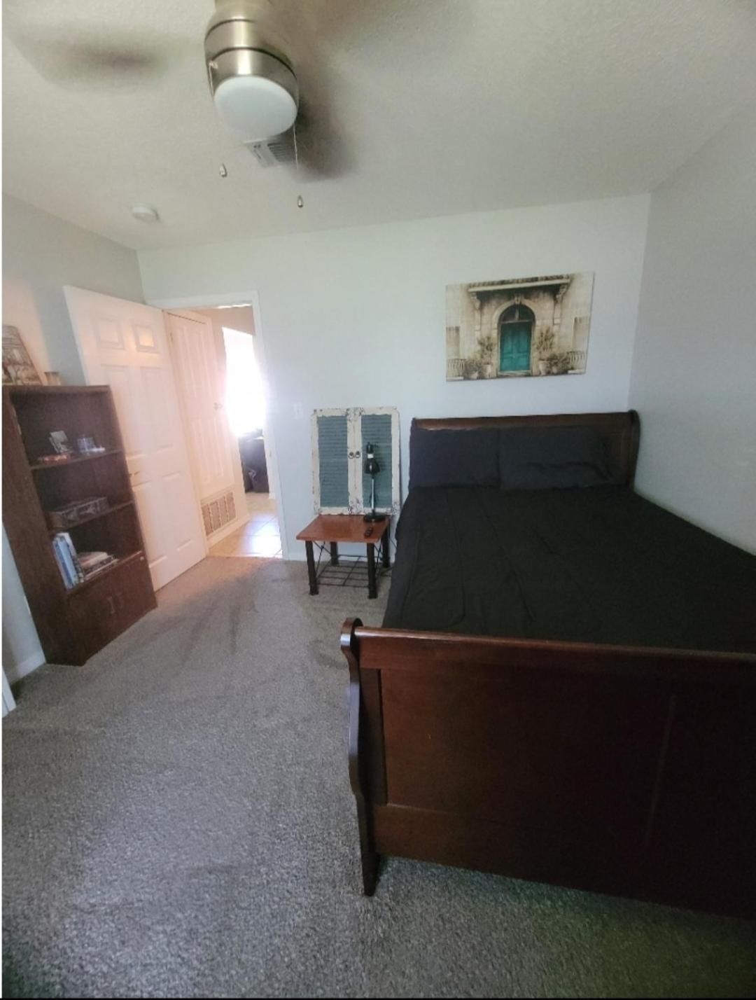 Bedroom Four Minutes From Beach بينساكولا المظهر الخارجي الصورة
